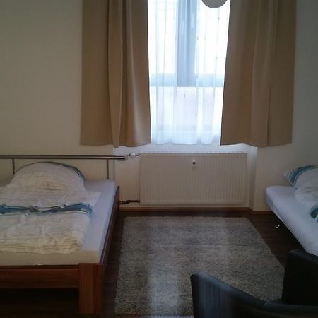Ferienwohnung Fiwa Fewo-1 Und Fewo-2 Pirmasens Rom bilde